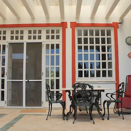 别墅 Panoramica Con Piscina E Giardino Per 6 A *